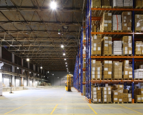 Design an Efficient Warehouse Storage System